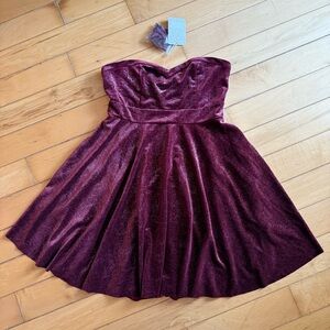 Free People Berry Shatter Shine Stretch Velvet Tube Pockets Straps Dress Size: S